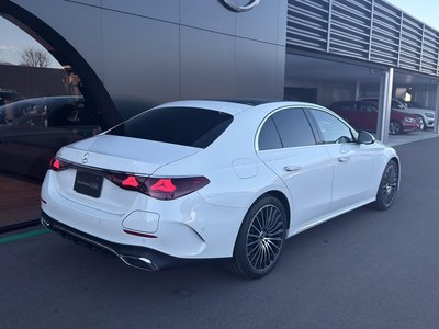 MERCEDES-BENZ E-CLASS - 4