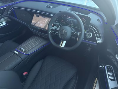 MERCEDES-BENZ E-CLASS - 2