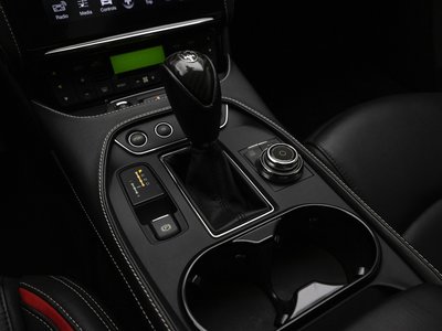 MASERATI GRAN TURISMO - 9