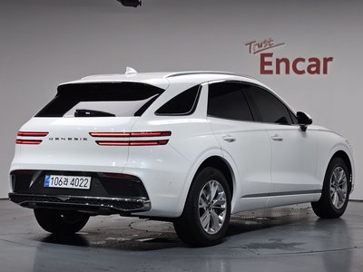 2026 Genesis GV70 photo 3