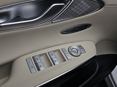 2026 Genesis GV70 缩略图 23