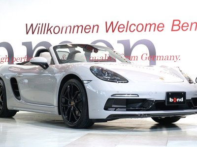 PORSCHE 718 BOXSTER