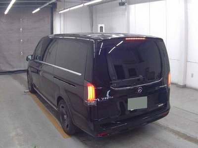 صورة 2 لـ 2025 Mercedes-BENZ V-CLASS