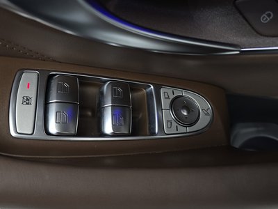 2021 Mercedes-BENZ E-CLASS 缩略图 28