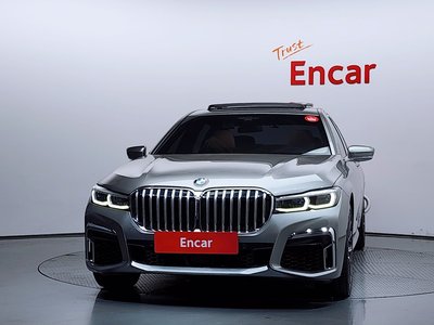 BMW 7 SERIES - 2