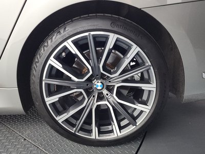 BMW 7 SERIES - 8
