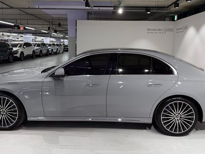 MERCEDES-BENZ E-CLASS - 8