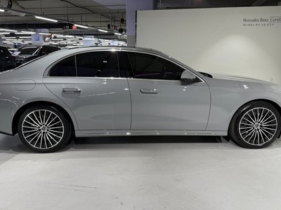 MERCEDES-BENZ E-CLASS - 9