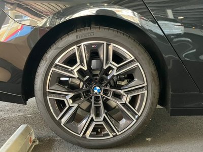 BMW 5 SERIES - 10