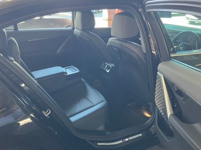 2025 BMW 5 SERIES 缩略图 13