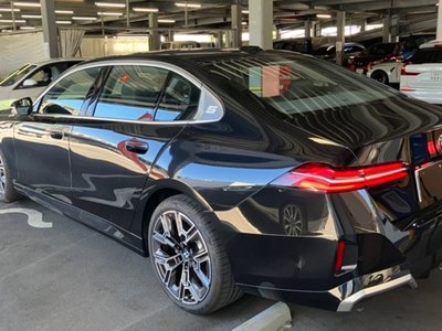 BMW 5 SERIES - 6