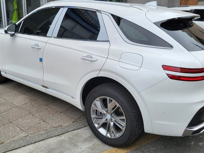 صورة 2 لـ 2026 Genesis GV70