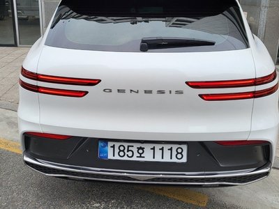 صورة 3 لـ 2026 Genesis GV70