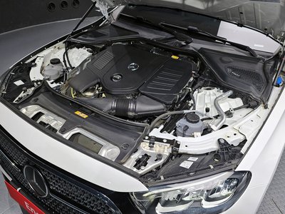 MERCEDES-BENZ E-CLASS - 7