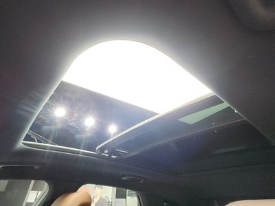 2021 Genesis GV70 — миниатюра 22