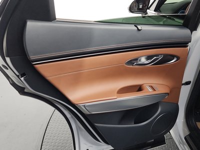 2021 Genesis GV70 — миниатюра 14