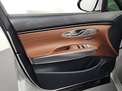 2021 Genesis GV70 — миниатюра 13