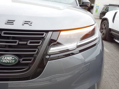 صورة 9 لـ 2025 LAND Rover RANGE ROVER VELAR