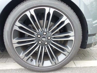 2025 LAND Rover RANGE ROVER VELAR — миниатюра 17