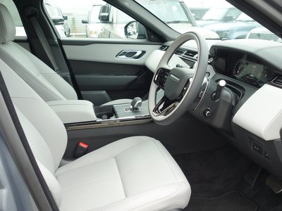 صورة 10 لـ 2025 LAND Rover RANGE ROVER VELAR