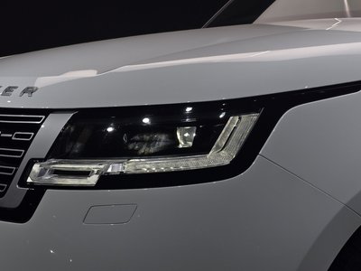 2025 LAND Rover RANGE ROVER — фото 9