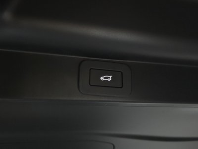 2025 LAND Rover RANGE ROVER — миниатюра 26