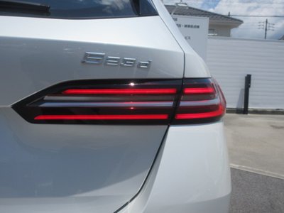 2025 BMW 5 SERIES TOURING thumbnail 14