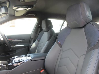 2025 BMW 5 SERIES TOURING thumbnail 30