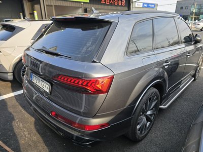 AUDI Q7 - 3
