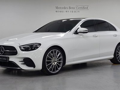 MERCEDES-BENZ E-CLASS - 1