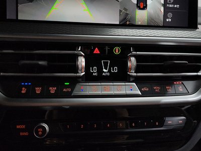 2025 BMW X4 缩略图 33