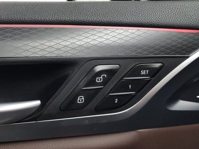 2025 BMW X4 缩略图 31