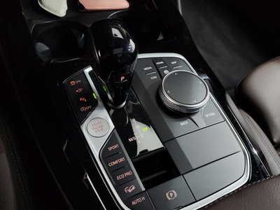 2025 BMW X4 缩略图 12