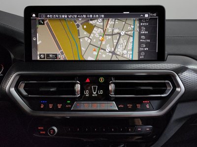 2025 BMW X4 缩略图 19