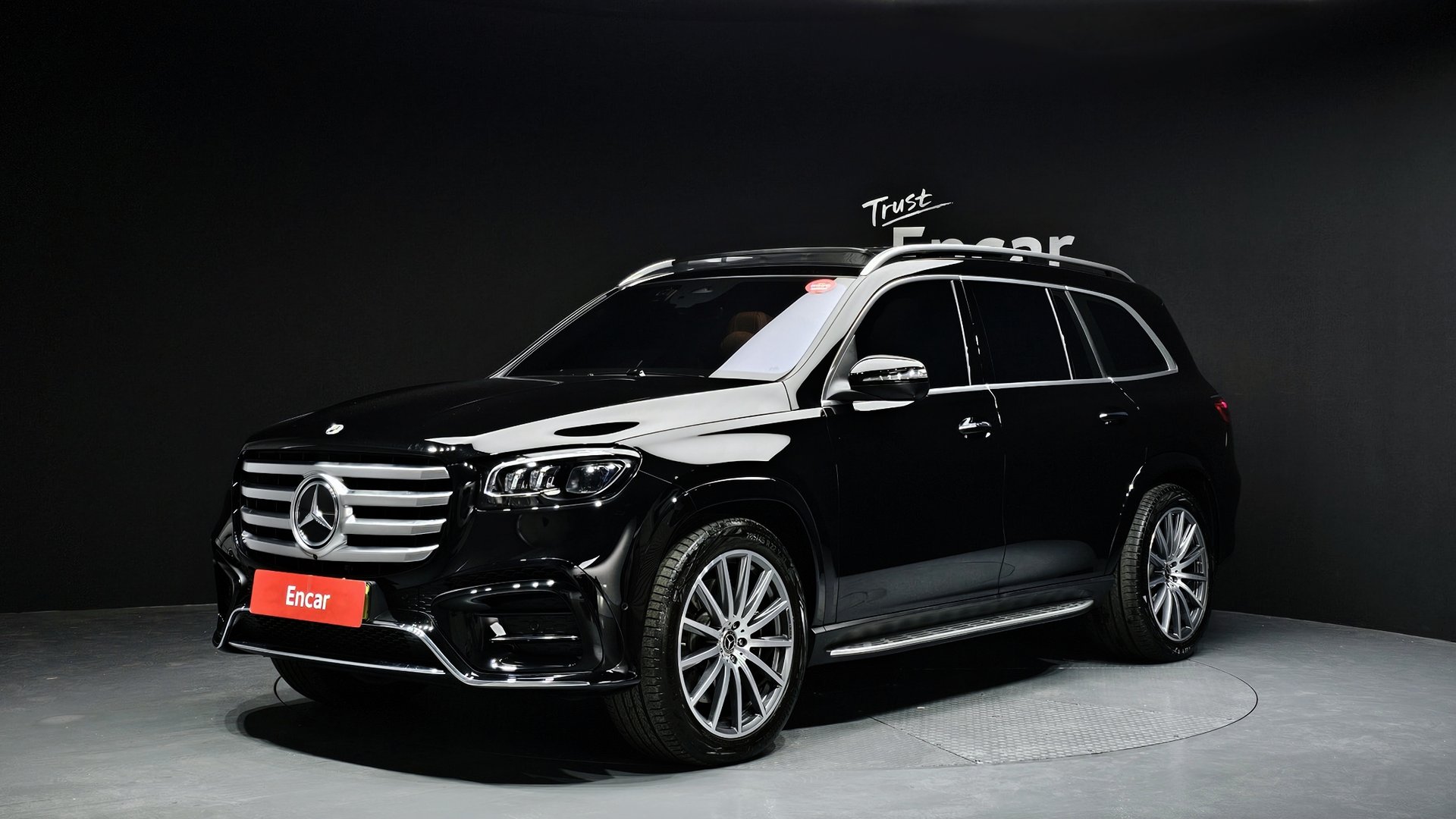 MERCEDES-BENZ GLS - View 1
