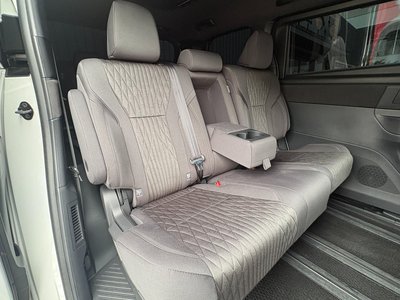 2025 TOYOTA ALPHARD 缩略图 23