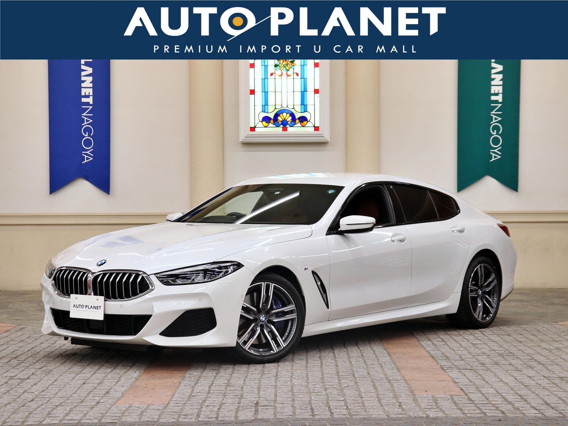 BMW 8 SERIES GRAN COUPE - View 1
