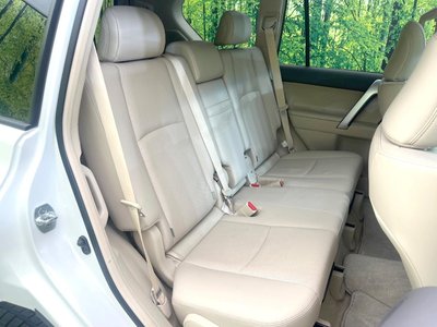 TOYOTA LAND CRUISER PRADO - 9