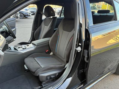 صورة مصغرة 34 لـ 2025 BMW 3 SERIES