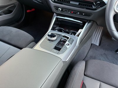 صورة مصغرة 29 لـ 2025 BMW 3 SERIES