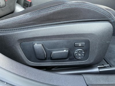 صورة مصغرة 36 لـ 2025 BMW 3 SERIES