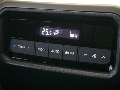 صورة مصغرة 35 لـ 2024 Toyota LAND CRUISER 250
