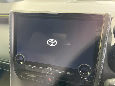 2024 Toyota ALPHARD photo 4