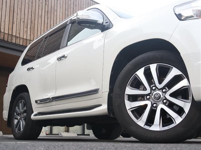 صورة 9 لـ 2016 Toyota LAND CRUISER 200