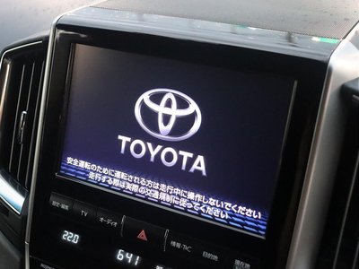 صورة 10 لـ 2016 Toyota LAND CRUISER 200