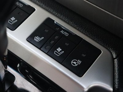 صورة مصغرة 17 لـ 2016 Toyota LAND CRUISER 200