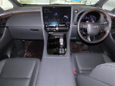 2024 Toyota ALPHARD photo 3