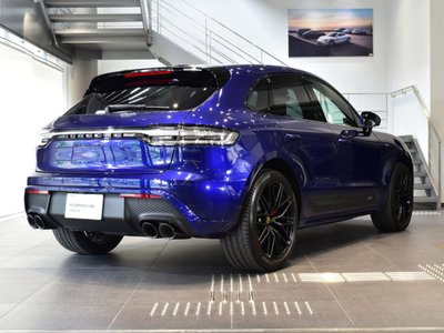 PORSCHE MACAN - 5