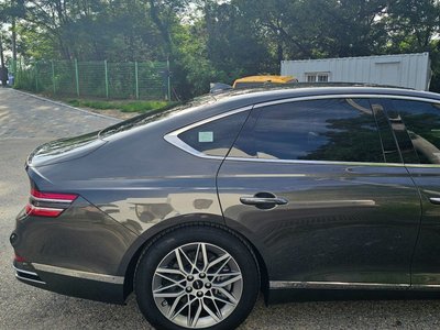 2025 Genesis G80 (RG3) 照片 9