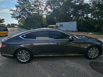2025 Genesis G80 (RG3) 照片 8